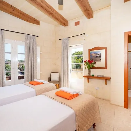 Veduta منزل ريفي Qala