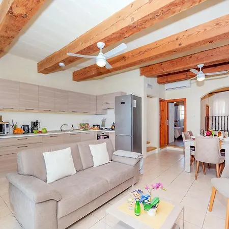 Venkovský dům Veduta *